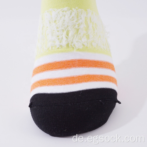 rutschfeste, tief geschnittene Outdoor-Sportsocken